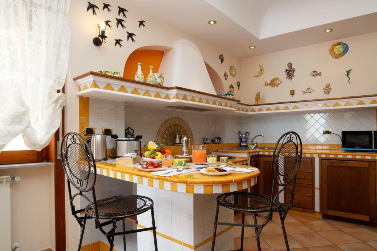 Panorama Host - Domus Amalfi Coast Apartment Maiori Luaran gambar