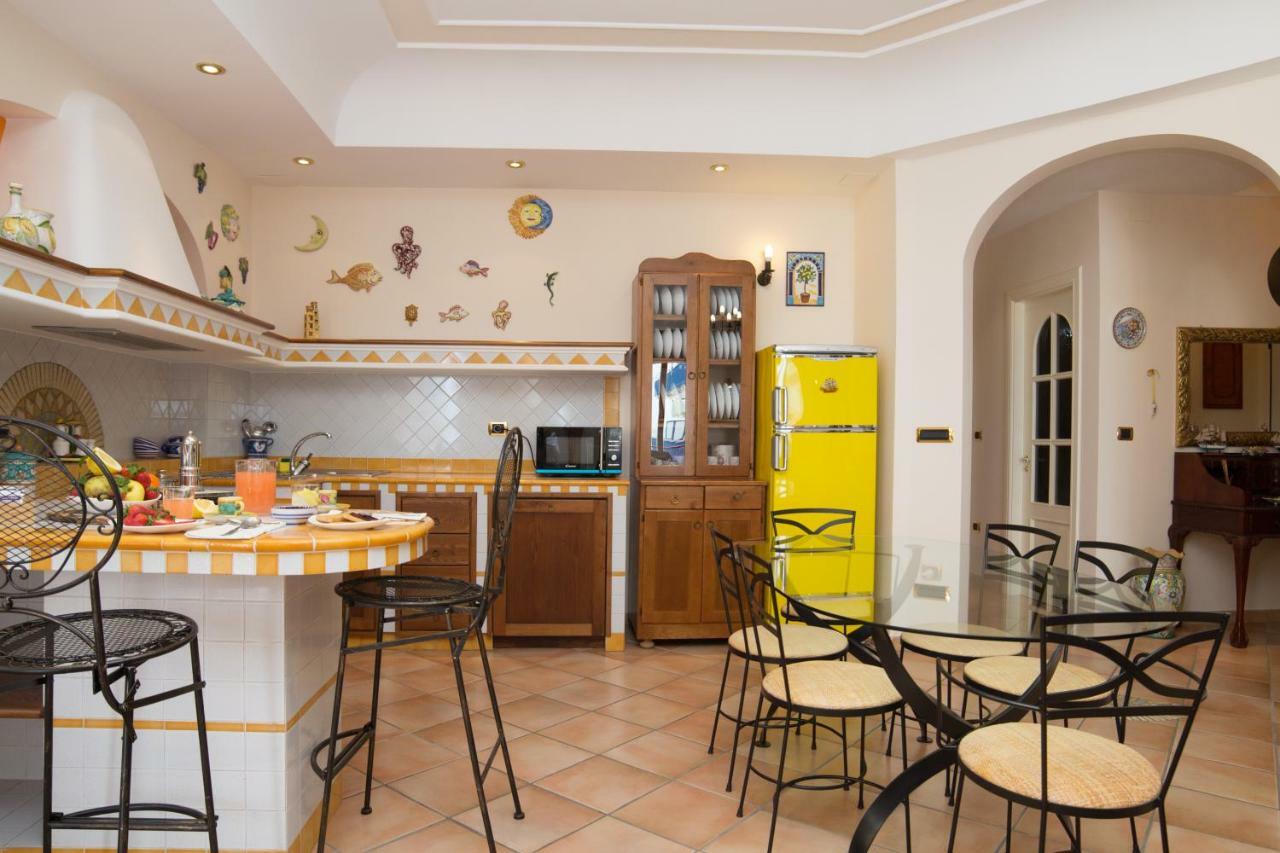 Panorama Host - Domus Amalfi Coast Apartment Maiori Luaran gambar