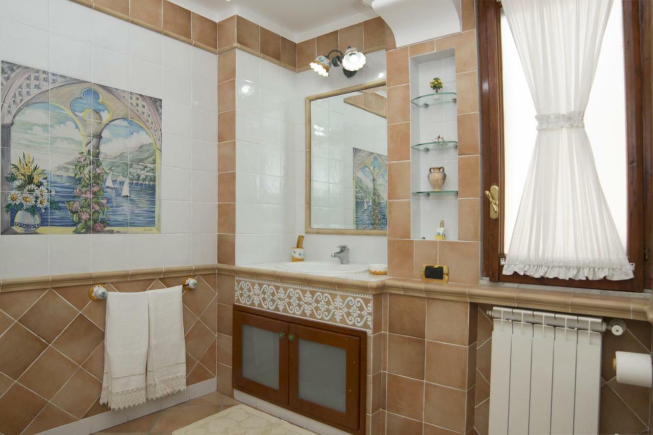 Panorama Host - Domus Amalfi Coast Apartment Maiori Luaran gambar